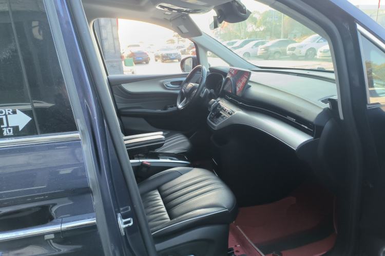 Used Roewe iMAX8 2021 400TGI Supreme Series Prestige Edition