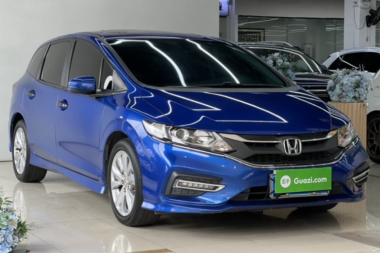 Used Honda Jade 2017 1.8L automatic Comfort version 5 seats Exterior 1