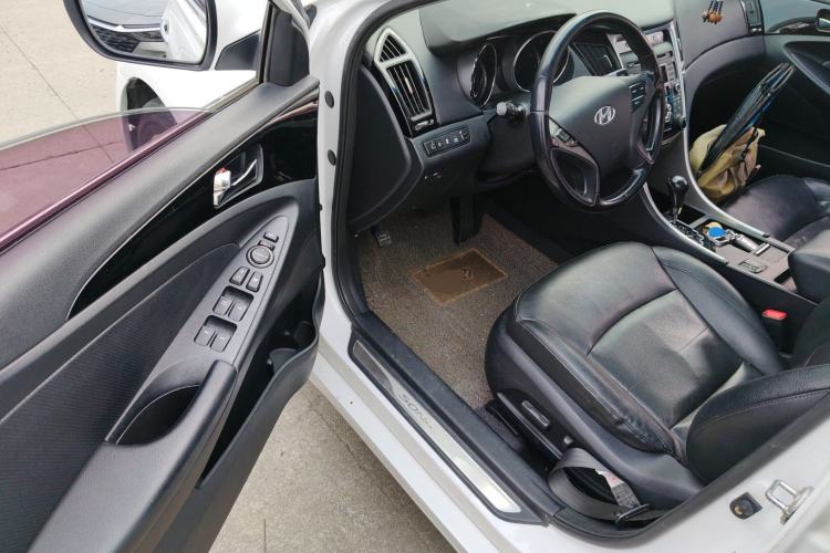 Used Hyundai Sonata 2015 Classic 2.0L Automatic Luxury Edition