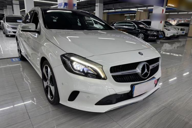 Used Mercedes-Benz A-Class (Import) 2016 A 200 Fashion Model