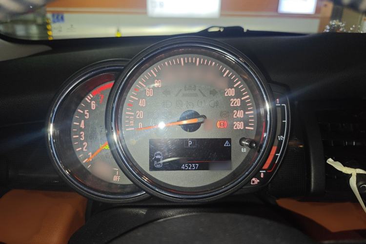 Used MINI 2018 1.5T COOPER Artist Five-Door Edition Instrument Cluster