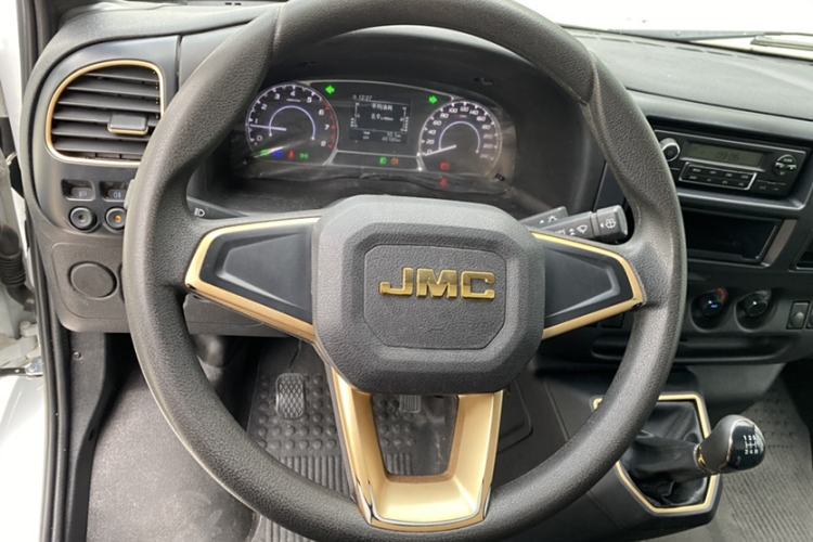 Used JMC Transit 2021 2.8T Space King Taurus Short Wheelbase Mid-Height 3-Seater Diesel Euro VI JX493