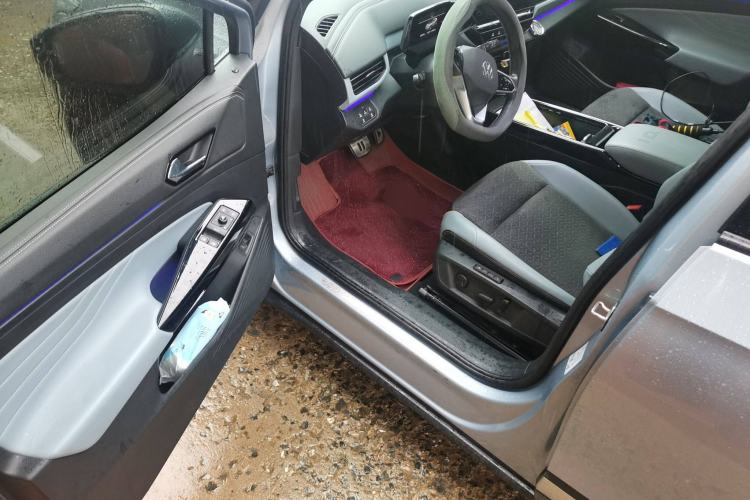 Used Volkswagen ID.4 X 2021 Pro Smart Long-Range Edition Driver Seat