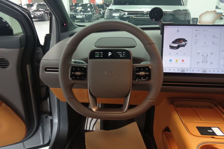 Used Li Auto i6 2025 Model Four-Wheel-Drive Standard Type