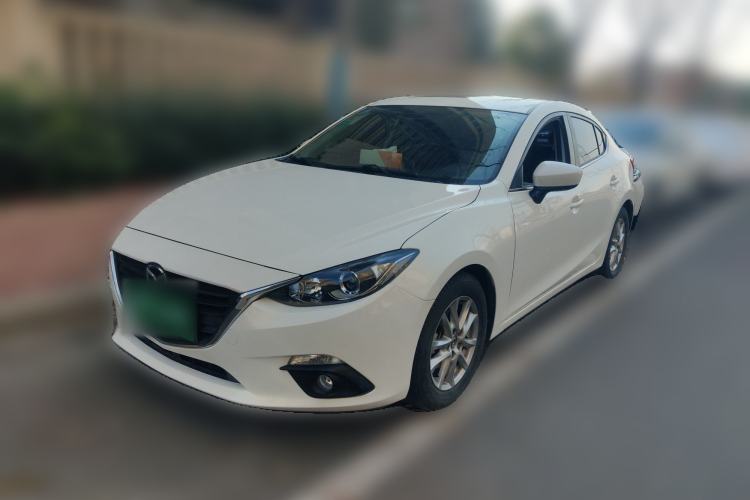 Used Mazda 3 Axela 2014 Sedan 1.5L Automatic Luxury Model