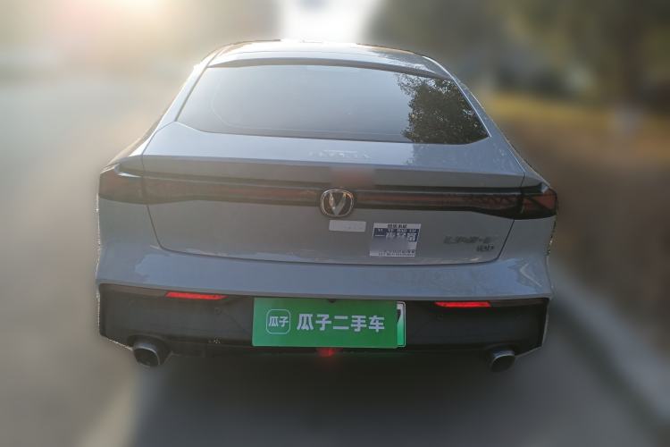 Used Changan UNI-V iDD 2023 ZhiDian iDD 1.5T 113km Smart & Fun Version
