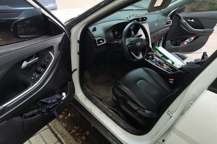 Used Hyundai ix25 2020 1.5L CVT DLX Prestige Version Driver Seat