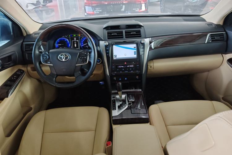 Used Toyota Camry 2015 Dual-Engine 2.5 HG Luxury Navigation Edition
