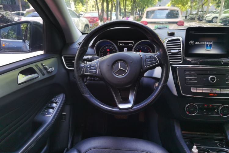 Used Mercedes-Benz GLE Coupe 2015 GLE 320 4MATIC Coupe SUV
