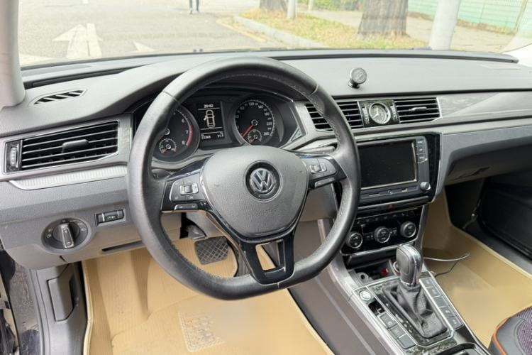 Used Volkswagen Passat 2017 280TSI DSG Luxury Edition