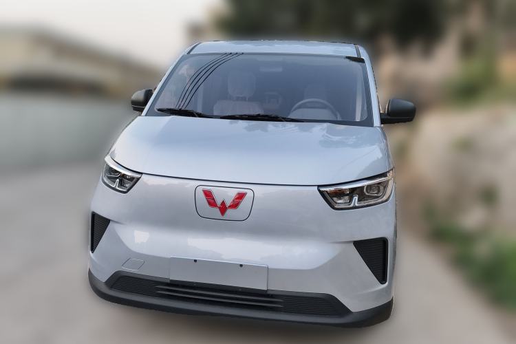 Used Wuling Yangguang 2025 Model 400km Bus Edition—Comfort Edition
