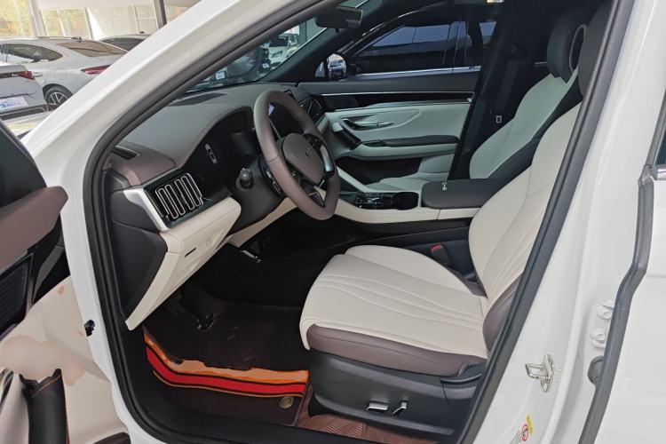 Used BYD Song PLUS New Energy 2025 EV Intelligent Driving Edition 520km Luxury Model Driver Seat