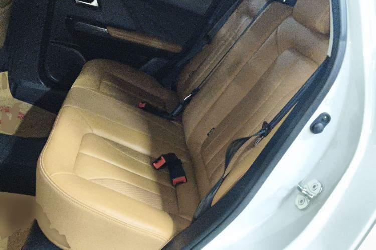 Used ORA iQ 2018 High-Range Version Smart Connectivity Model