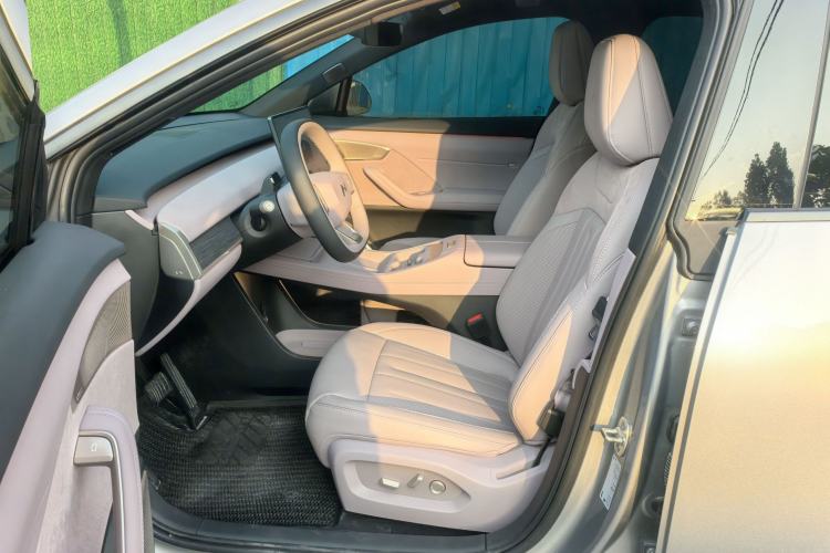 Used ONVO L60 2024 60 kWh All-Wheel Drive
