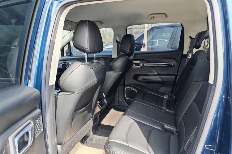 Used Radar Horizon 2023 410 km Entrepreneur Edition Interior 4