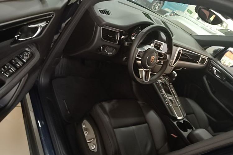 Used Porsche Macan 2017 Macan 2.0T
