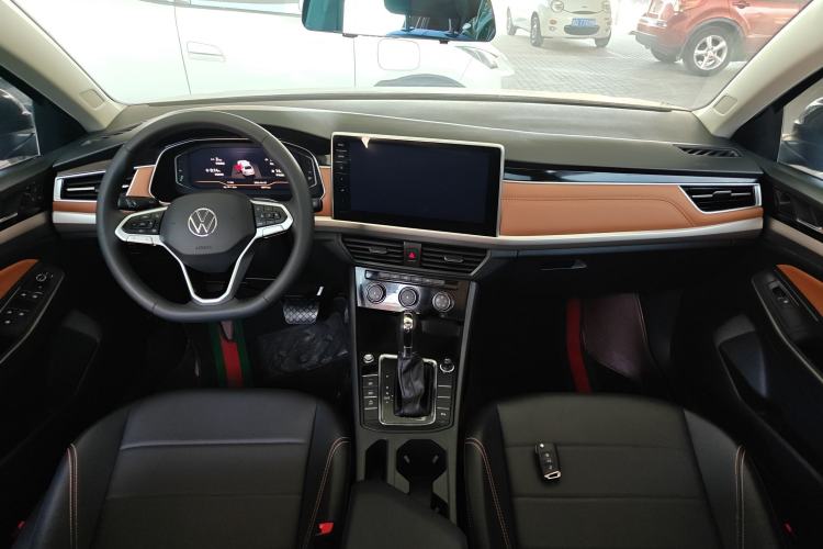 Used Volkswagen Bora 2023 200TSI DSG YueXing PRO Edition
