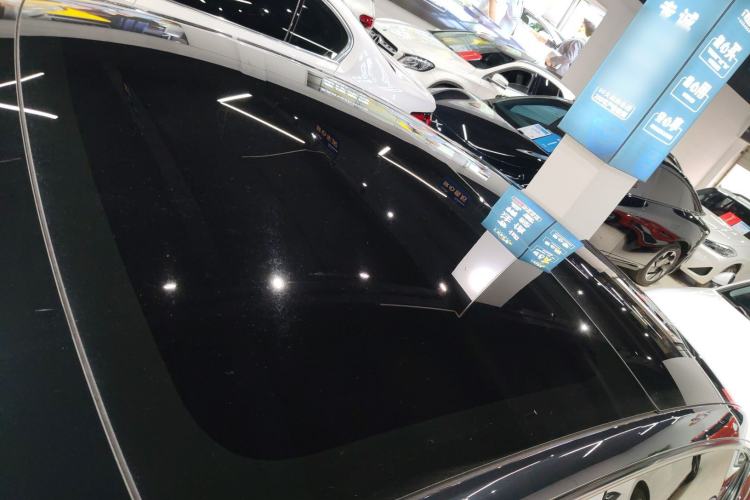 Used Tesla Model 3 2025 Rear-Wheel-Drive Version Roof