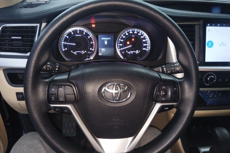 Used Toyota Highlander 2018 2.0T Four-Wheel Drive Elite Edition 7 Seats China V Standard
