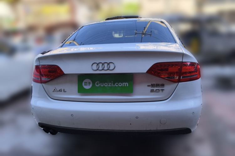 Used Audi A4L 2011 2.0 TFSI Comfort Model
