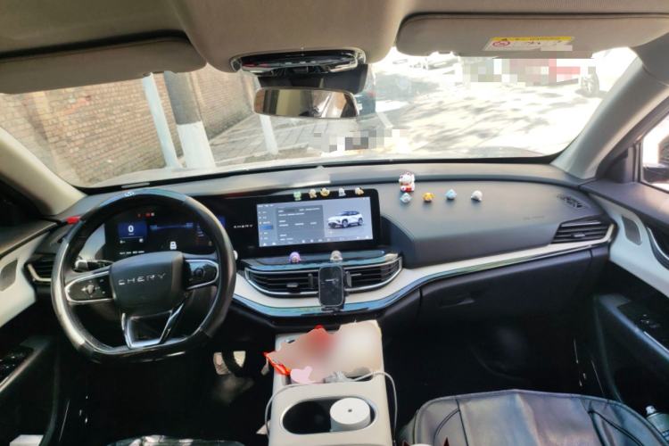 Used Chery New Energy eQ7 2023 512km Pro Center Console