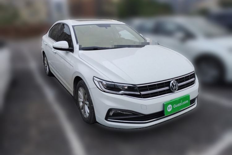 Used Volkswagen Bora 2020 1.5L Manual Comfort Version Front Right 45 Deg