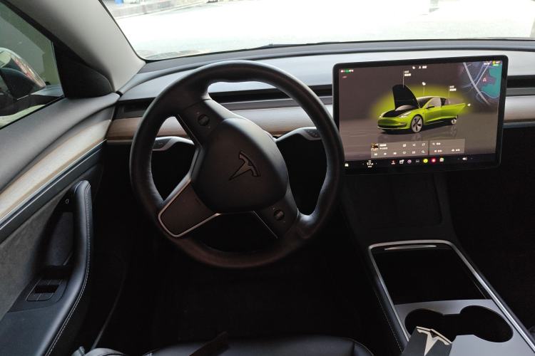 Used Tesla Model 3 2022 Rear-Wheel-Drive Version
