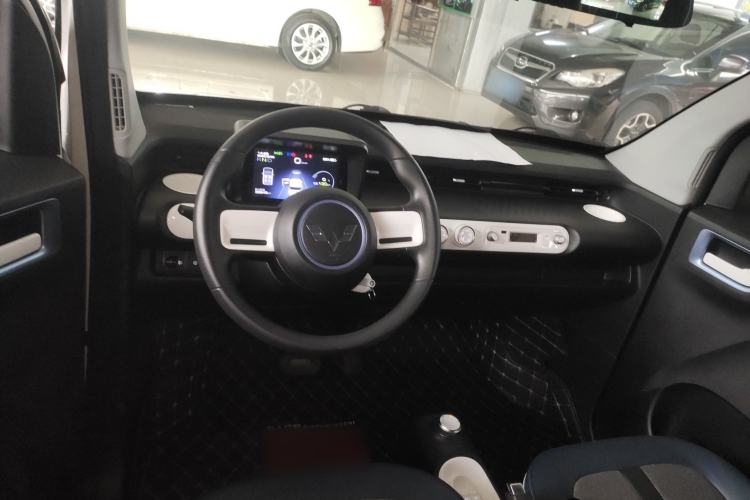 Used Wuling Hongguang MINIEV 2022 GAMEBOY 200km Gaming Edition with Lithium Iron Phosphate Center Console