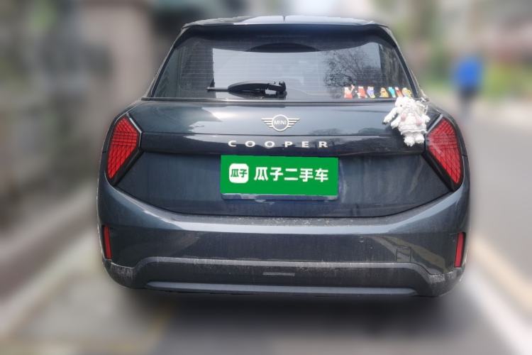 Used MINI 2025 1.5T COOPER Classic Edition Five-Door Version Rear