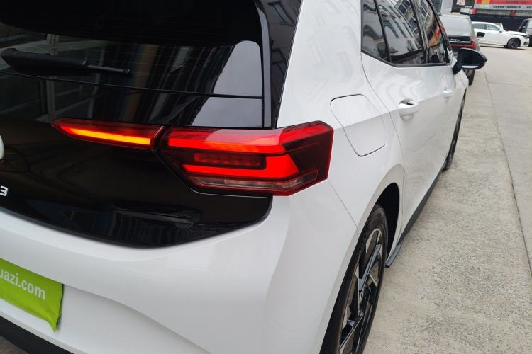 Used Volkswagen ID.3 2024 Outstanding Edition
