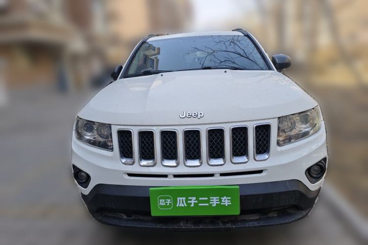 Used Jeep Compass 2014 2.4L four-wheel drive sport version Front