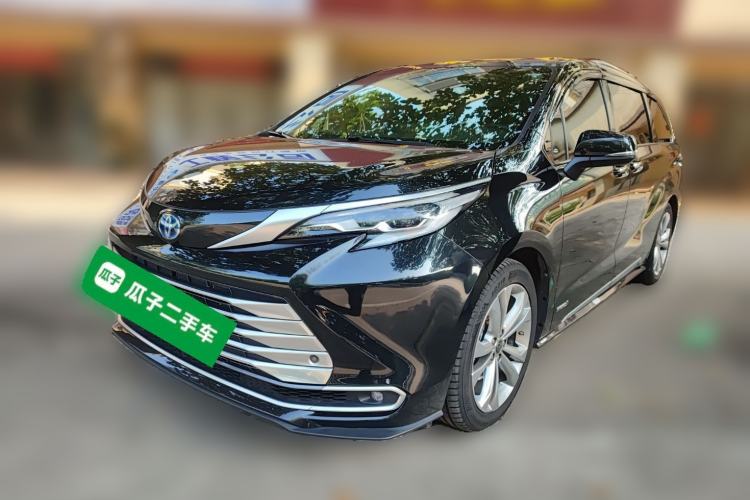 Used Toyota Sienna 2021 2.5L Hybrid Platinum Edition