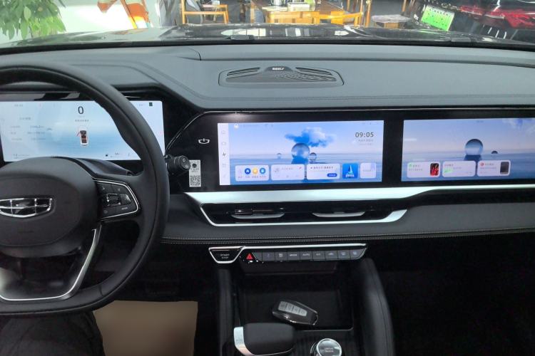 Used Geely Auto Monjaro L 2024 2.0TD DCT EVO Two-Wheel Drive Long-Range Version Center Console