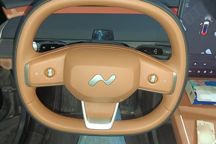 Used ONVO L60 2024 60 kWh Rear-Drive Version
