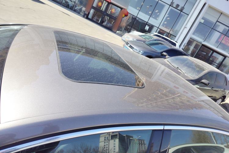 Used Volkswagen Magotan 2015 2.0 TSI Prestige Model
