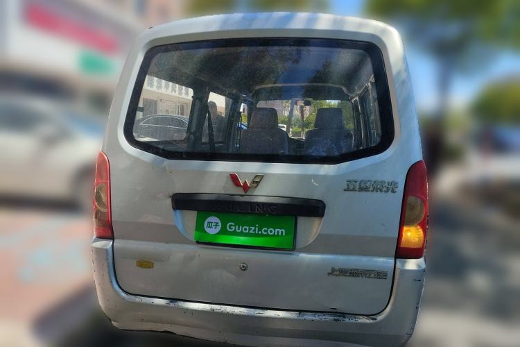 Used Wuling Rongguang 2011 1.2L Base Version
