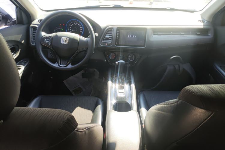 Used Honda Vezel 2020 1.5L CVT Pioneer Edition
