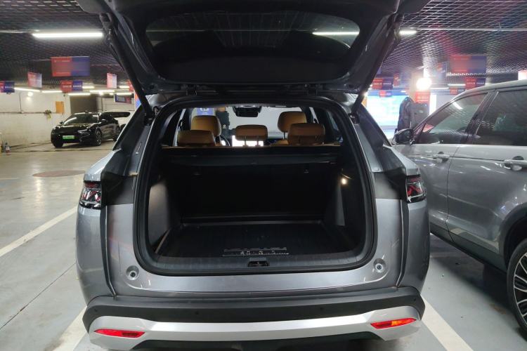 Used BYD Song L DM-i 2024 160 km Excellence Version
