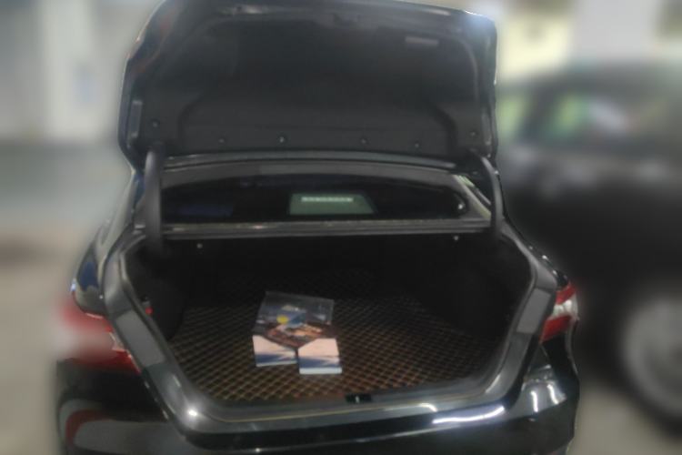 Used Toyota Camry 2019 Revised Version 2.0G Luxury Edition