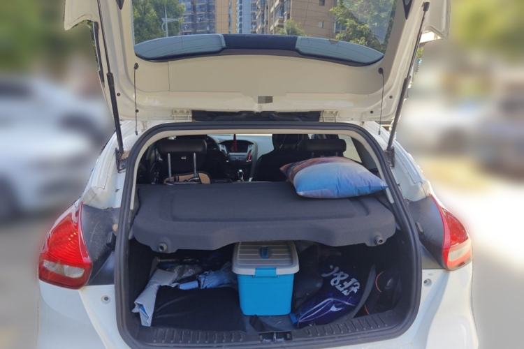 Used Ford Focus 2017 Hatchback EcoBoost 180 Automatic Elite Model Trunk