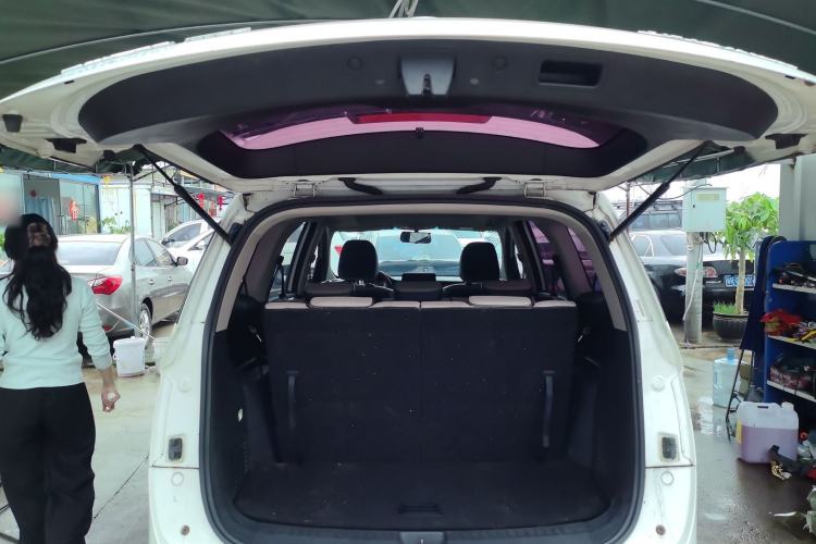 Used Baojun 730 2019 1.5T CVT Flagship Model 7 Seats China VI Emission Standard
