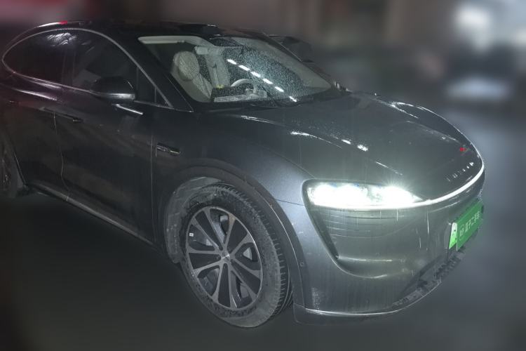 Used Hima Luxeed R7 2024 All-Electric 736 km Ultra
