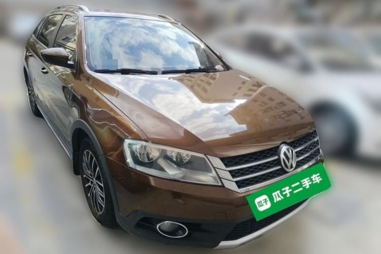 Used Volkswagen Cross Lavida 2014 1.4TSI DSG