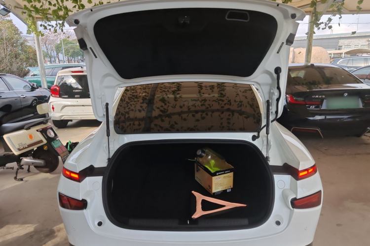 Used XPeng P7 2022 586G
