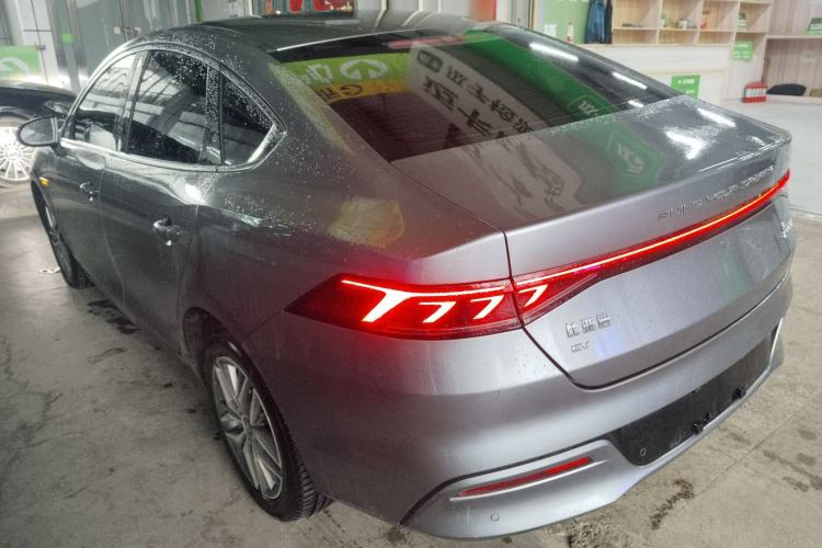 Used BYD Qin PLUS 2024 Honor Edition EV 510KM Beyond Model
