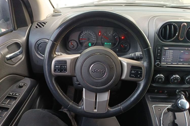 Used Jeep Compass 2011 2.4L Four-wheel Drive Classic Edition
