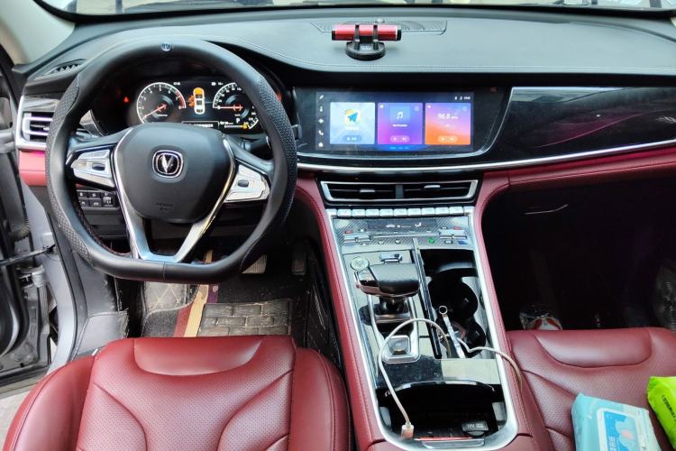 Used CHANGAN CS85 COUPE 2019 2.0T Automatic Smart Version China V Standard
