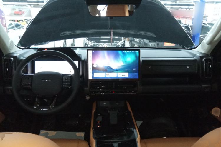 Used Haval Raptor New Energy 2024 Hi4 102 Pro Center Console