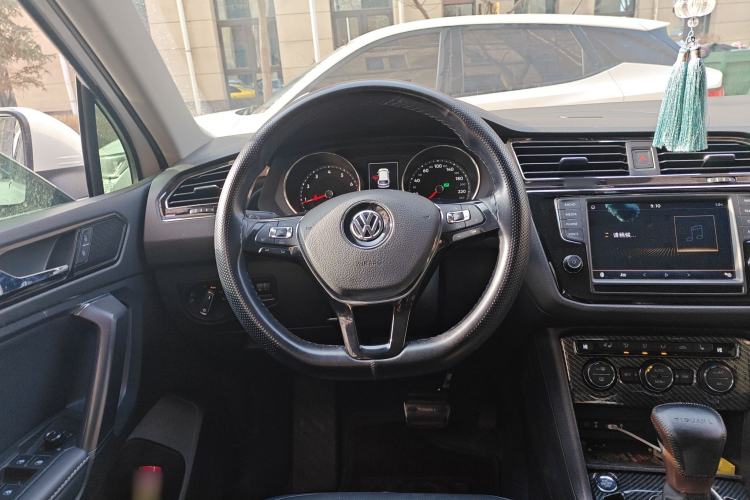 Used Volkswagen Tiguan L 2018 Facelift 330TSI Automatic Two-Wheel Drive Luxury Edition
