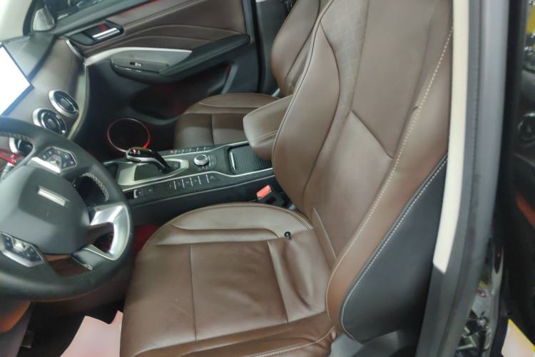 Used Wey VV6 2021 2.0T Two-Wheel Drive Smart Plus